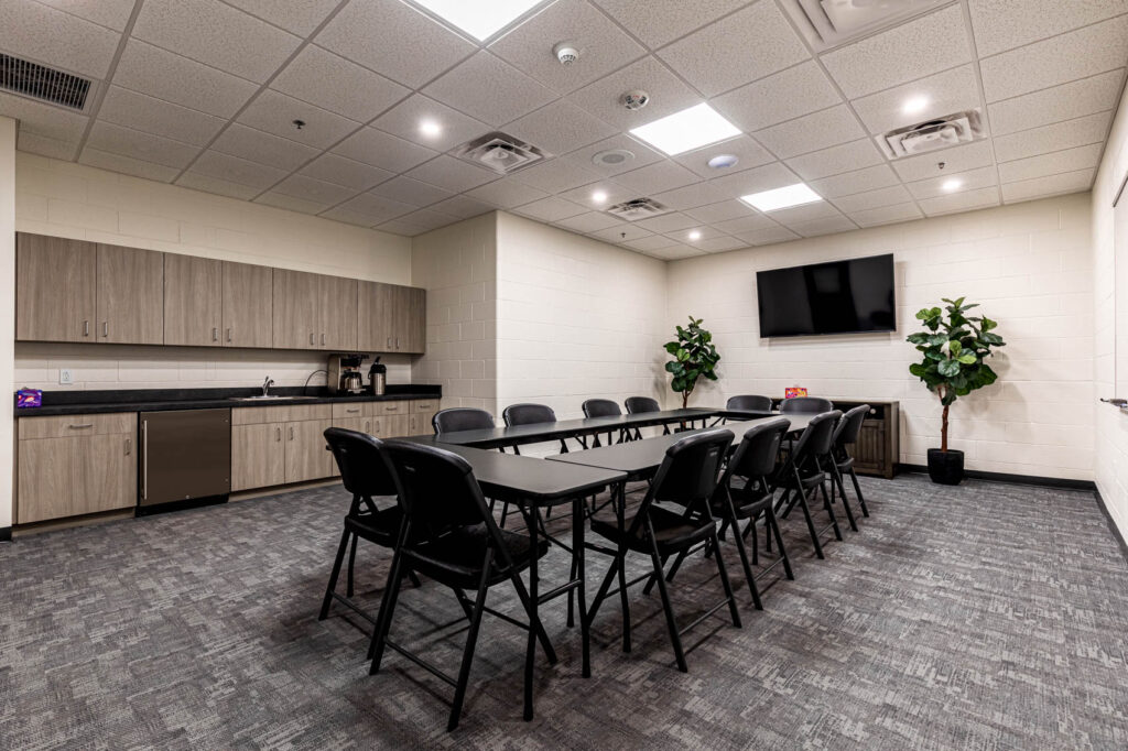 EMS_SB5_8228-HDR-Edit_scaled